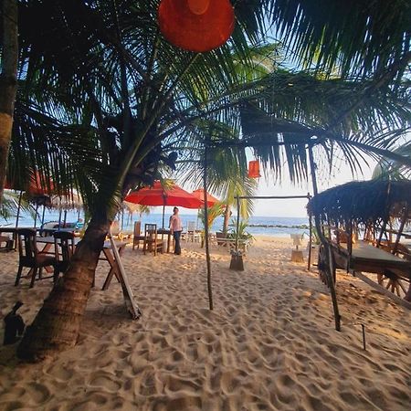 Blue Horizon Beach Hotel Tangalle Kültér fotó