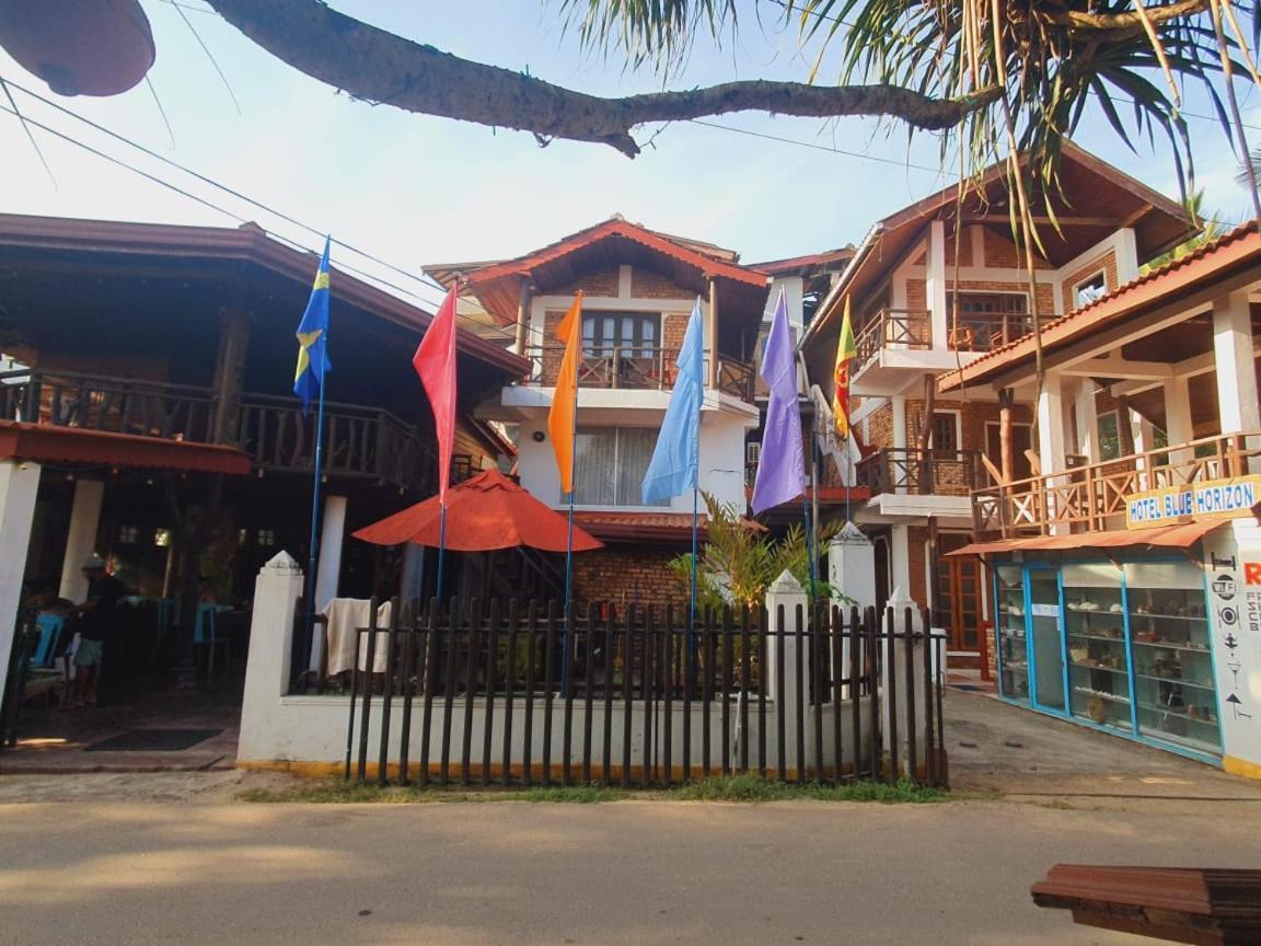 Blue Horizon Beach Hotel Tangalle Kültér fotó