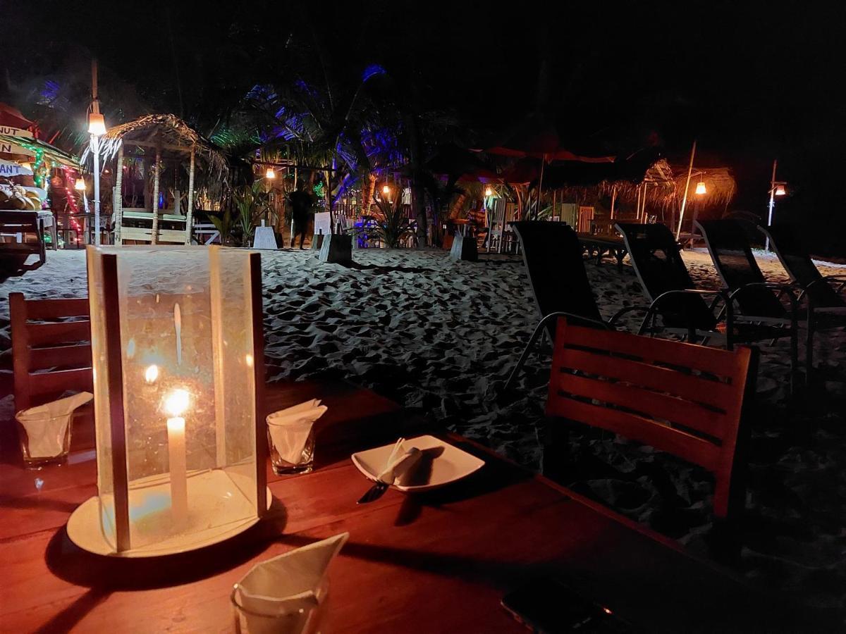 Blue Horizon Beach Hotel Tangalle Kültér fotó
