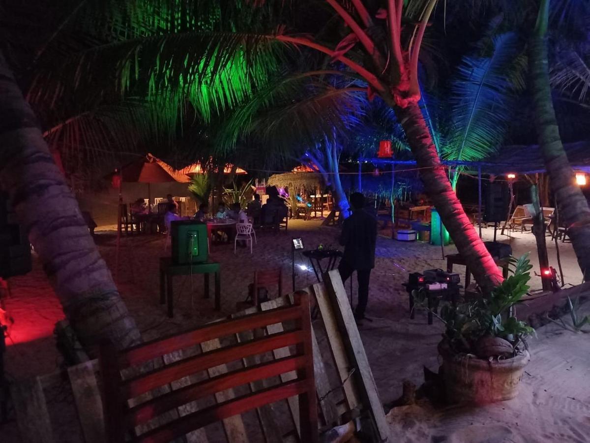 Blue Horizon Beach Hotel Tangalle Kültér fotó