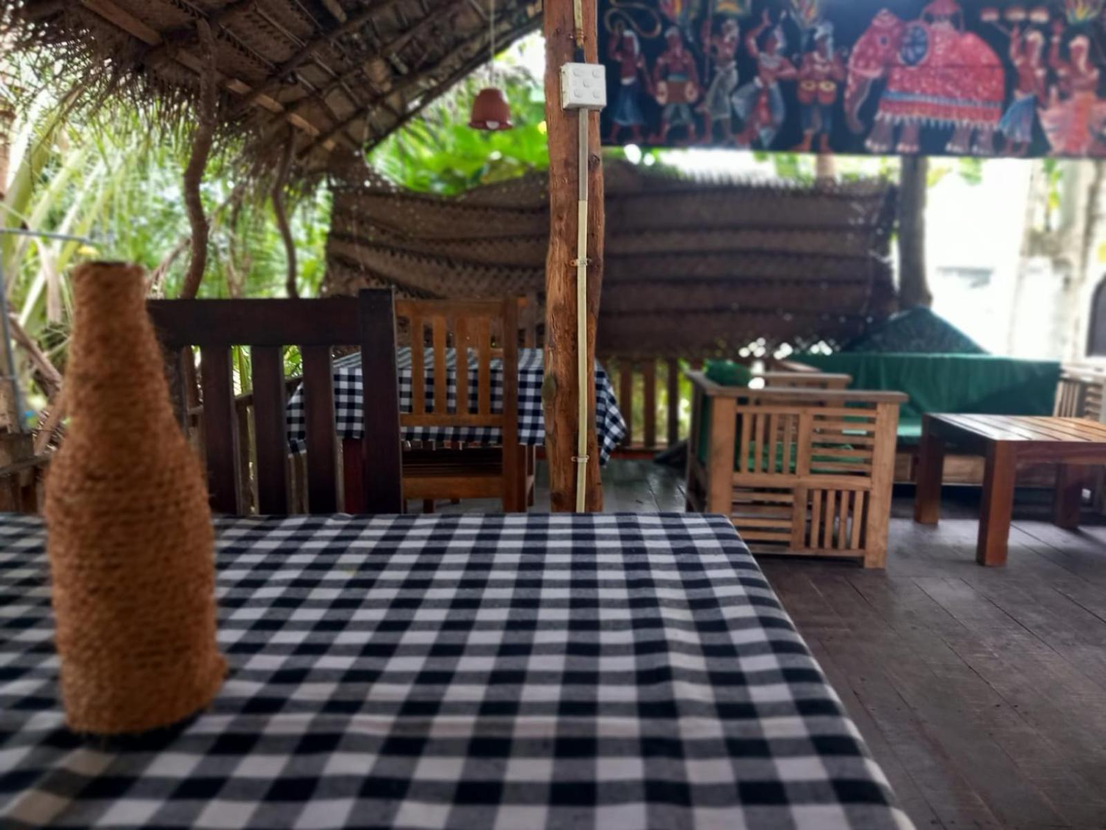 Blue Horizon Beach Hotel Tangalle Kültér fotó